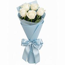 Букет 5 Белых роз Проуд в Чечулино