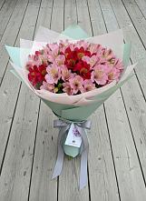 Букет цветов из:  Альстромерии в Чечулино