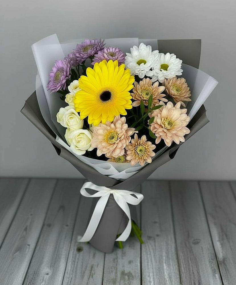 Букет цветов из: Розы, Герберы и Хризантемы в Чечулино