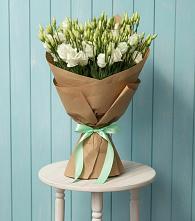 Букет цветов из:  Лизиантусы в Чечулино