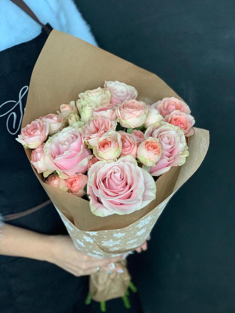 Букет цветов из: Хризантемы и Розы в Чечулино