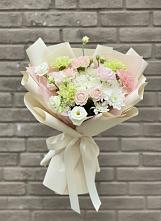 Букет цветов из:  Гвоздики, Розы, Лизиантусы и Хризантемы в Чечулино