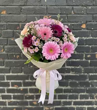 Букет цветов из:  Герберы и Хризантемы в Чечулино