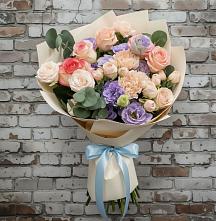 Букет цветов из:  Розы, Лизиантусы и Гвоздики в Чечулино